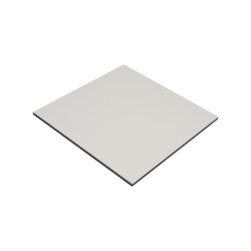 Rivestimento murale in legno-plastica resistente agli urti e alla corrosione